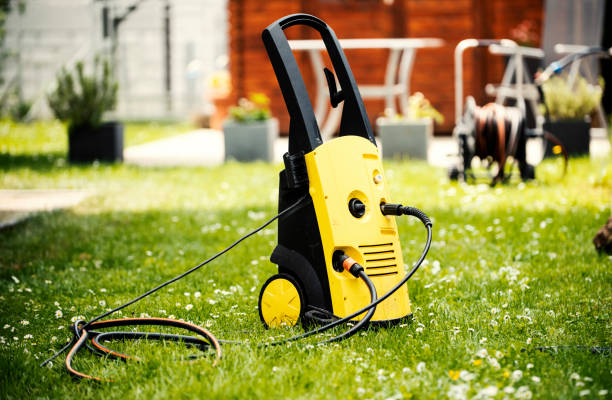 Best Pool Deck Cleaning  in Pasadena Hills, FL